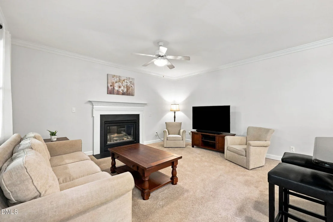 Photo of 10101 Hallberg Lane
