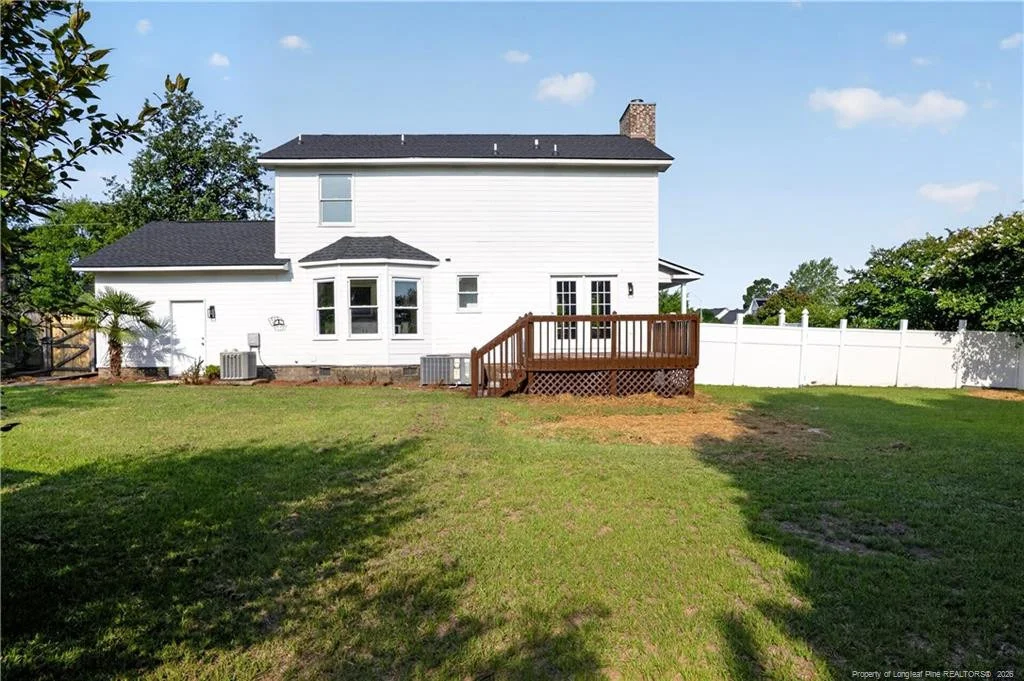 Photo of 201 Laketree Boulevard