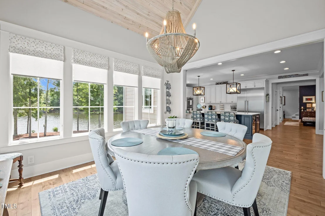 Photo of 976 Estate Road