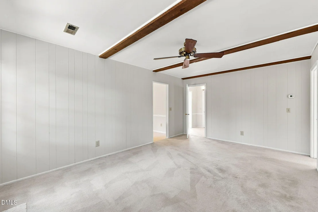 Photo of 2371 Buckingham Road