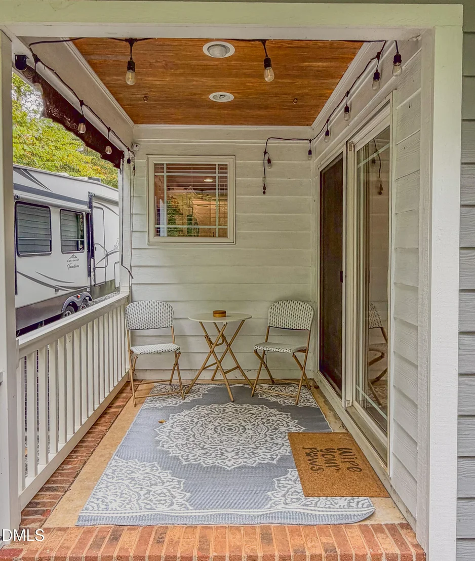 Photo of 131 American Road