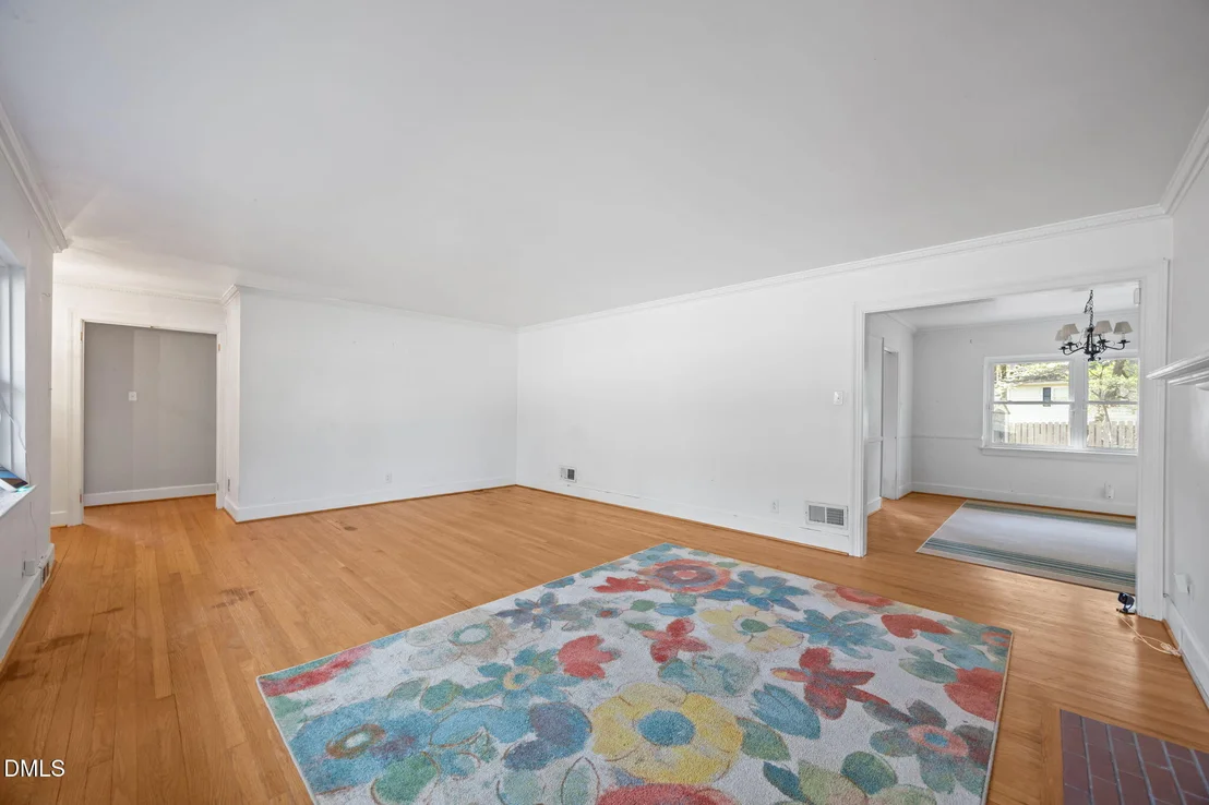 Photo of 2837 Stuart Drive