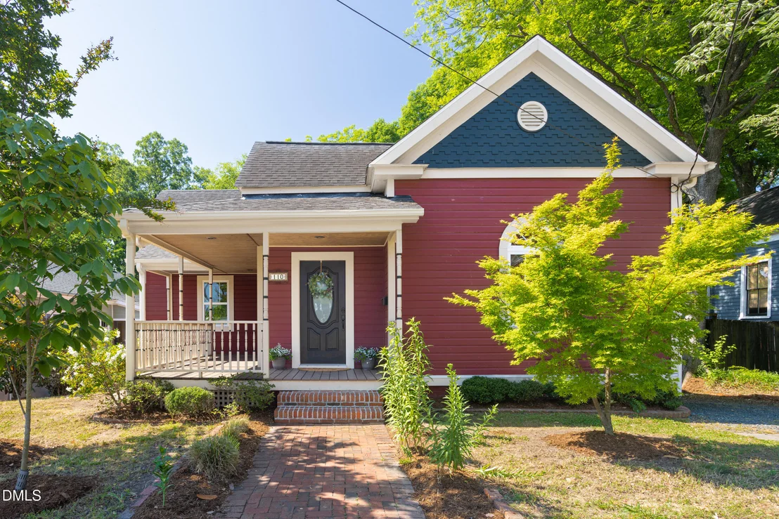 Photo of 110 E Trinity Avenue