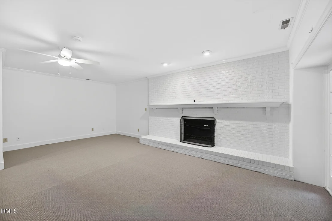 Photo of 1901 Aurora Drive