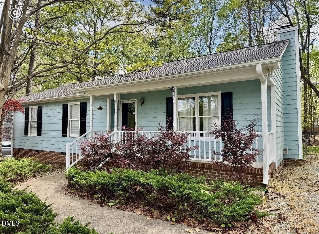 Photo of 811 Sanderson Drive