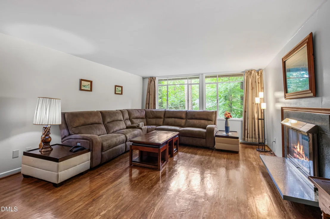 Photo of 425 Brookside Drive