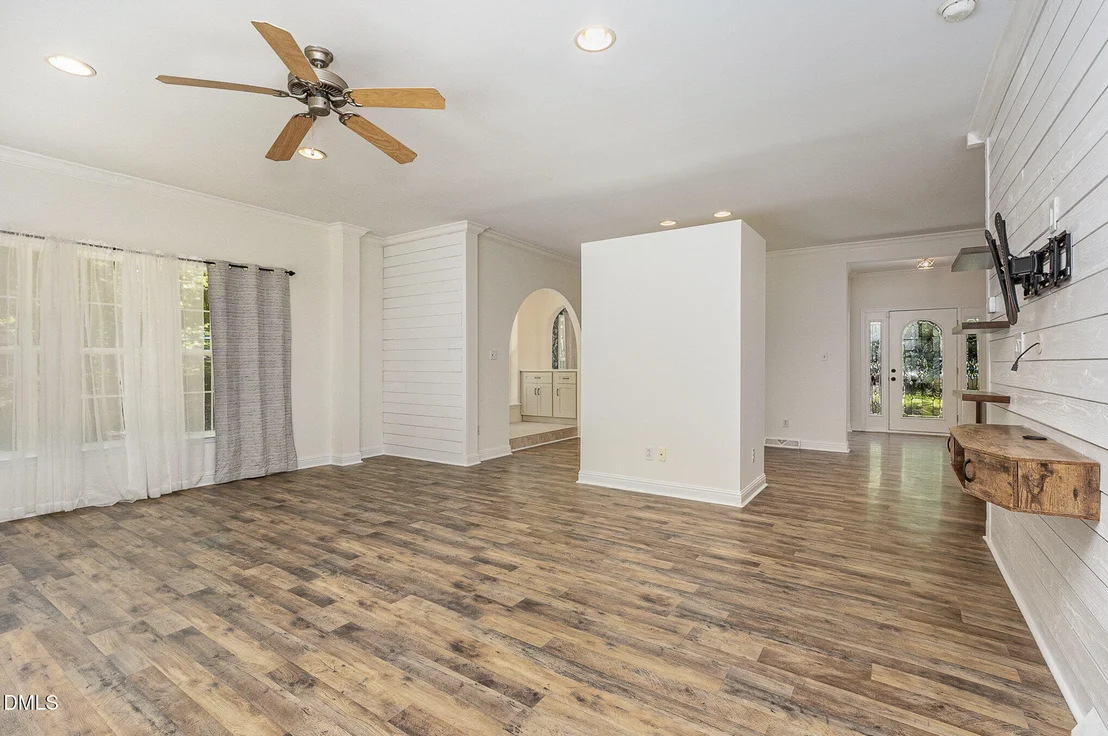 Photo of 6086 Dunes Drive