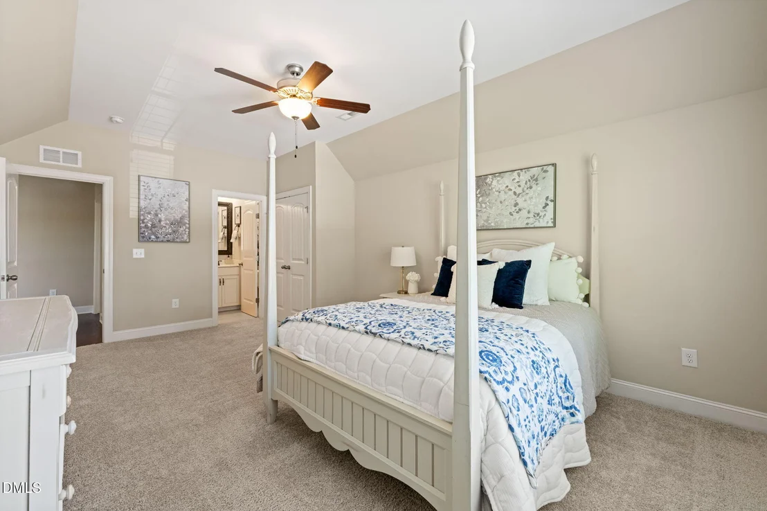 Photo of 528 Bosworth Place