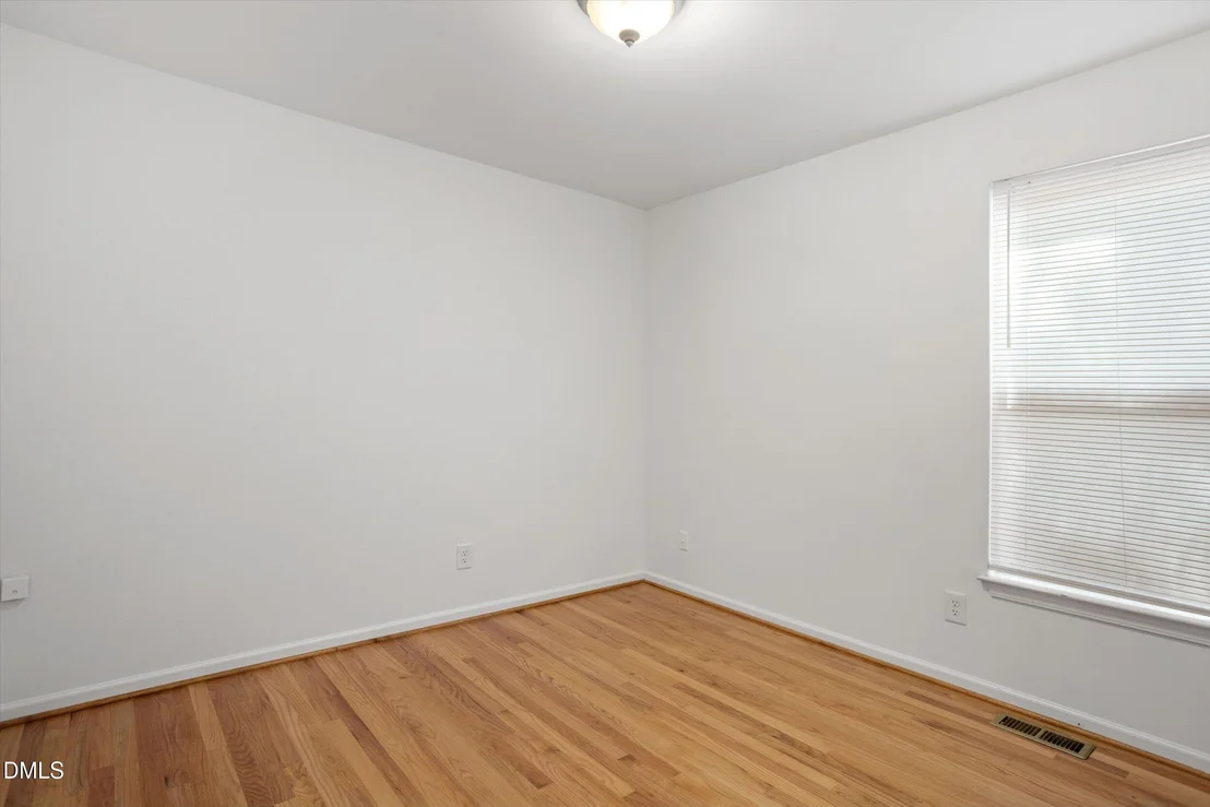 Photo of 552 Moseley Lane