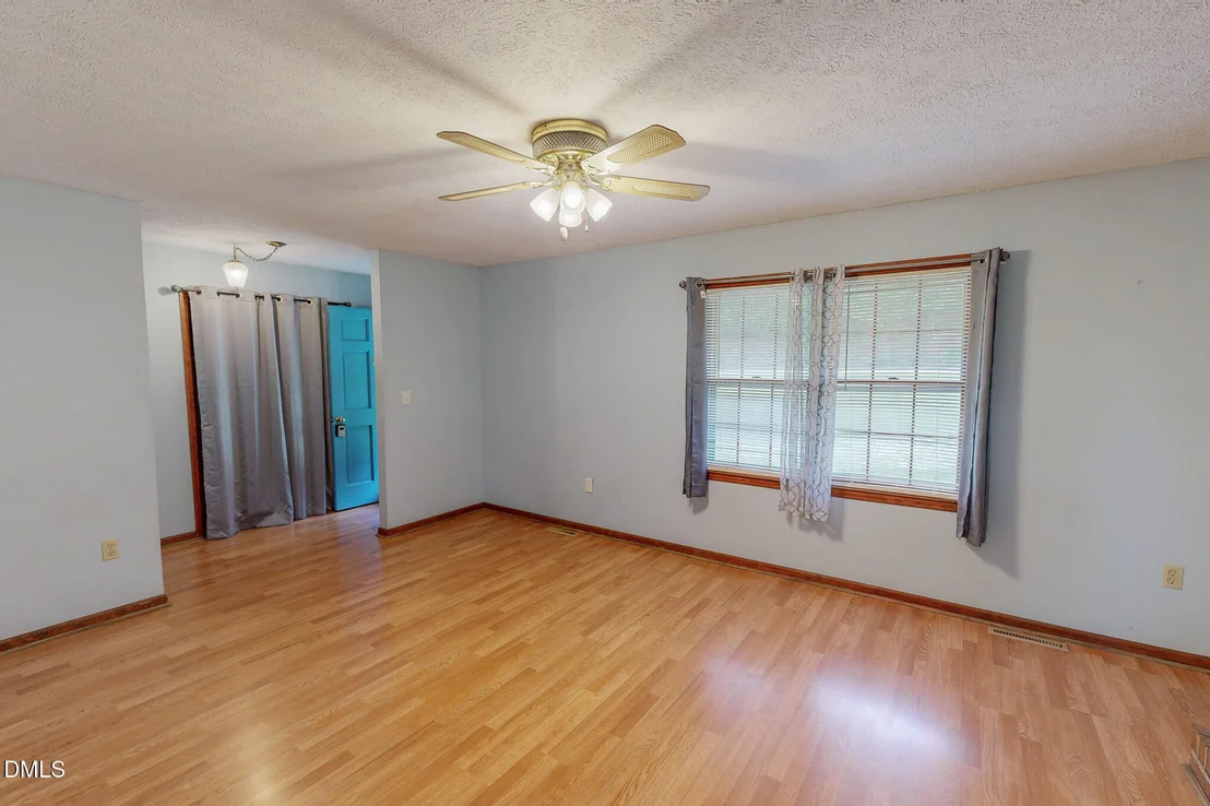 Photo of 2072 Edwin Robertson Road