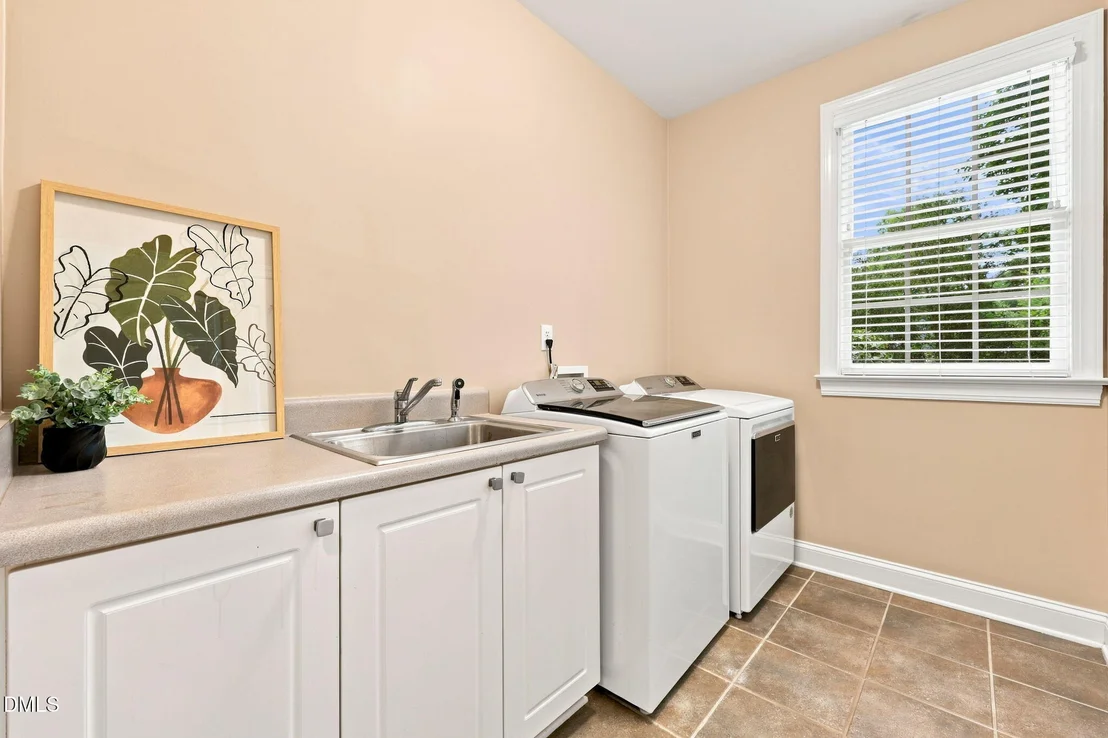 Photo of 1212 Tacketts Pond Drive