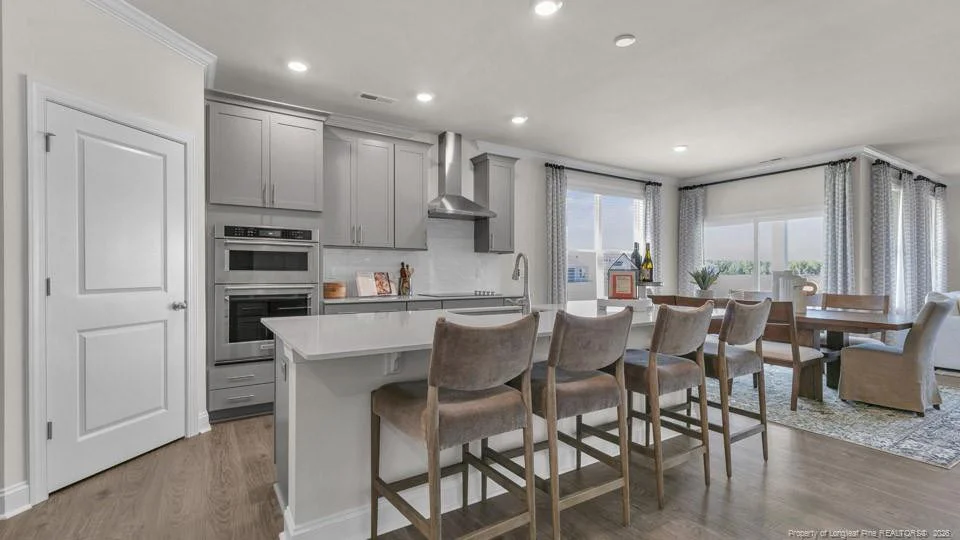 Photo of 1025 Martin Farms Boulevard