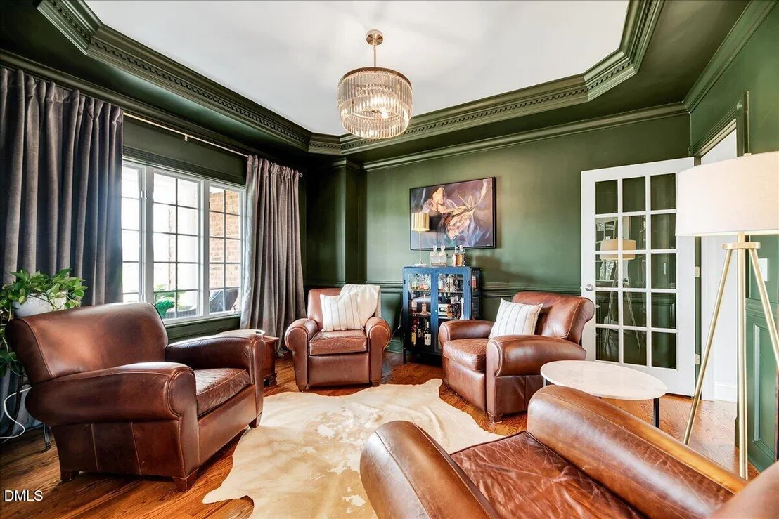 Photo of 31 Chasewood Drive