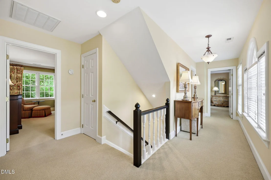 Photo of 2221 Weybridge Drive