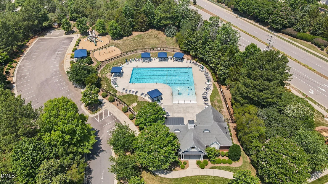 Photo of 824 Magalloway Drive