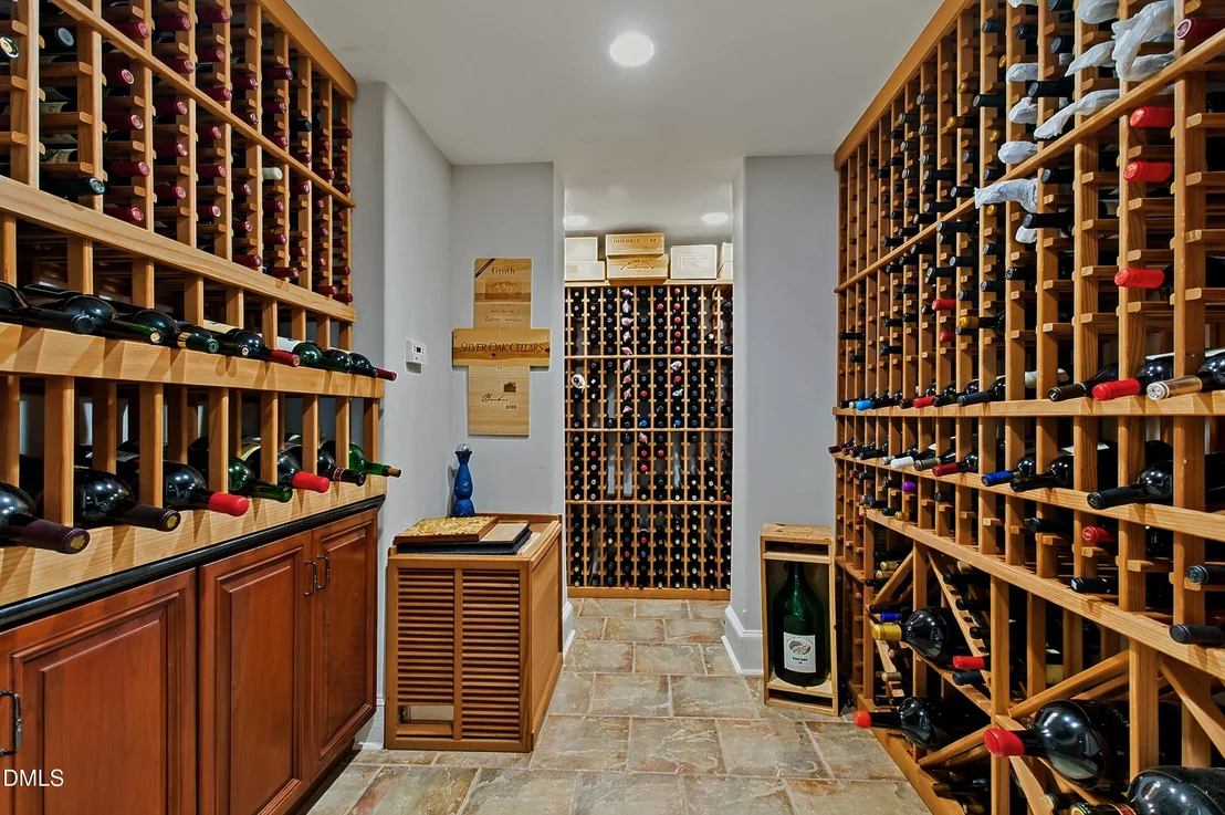 Photo of 113 Richelieu Drive