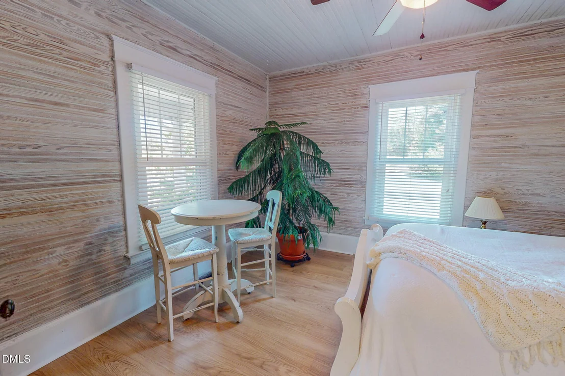 Photo of 870 Morton-Pulliam Road