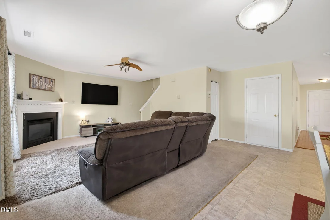 Photo of 1012 Breeze Lane