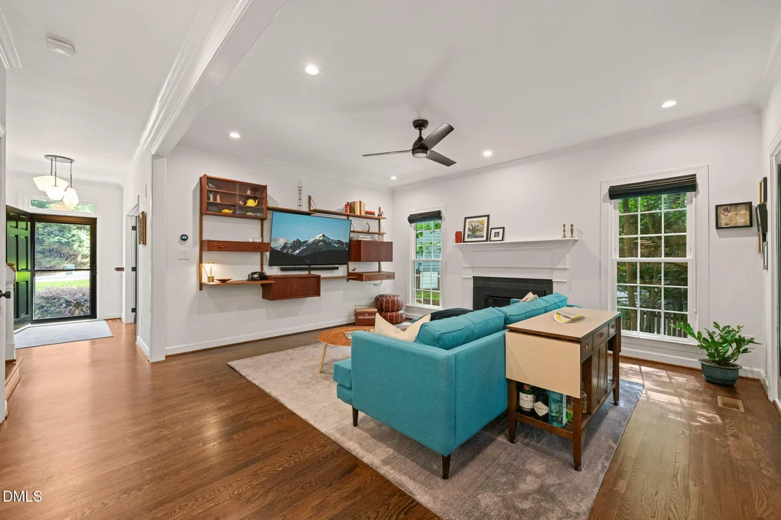 Photo of 102 Ormsby Court