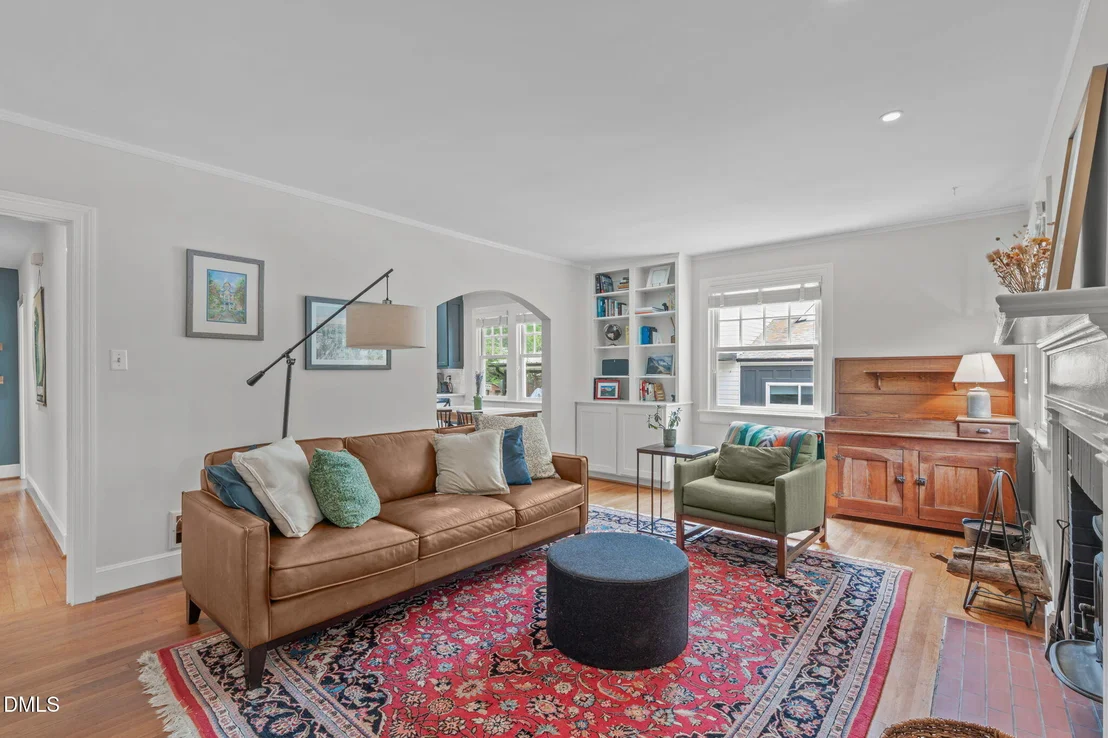 Photo of 2111 Pershing Street