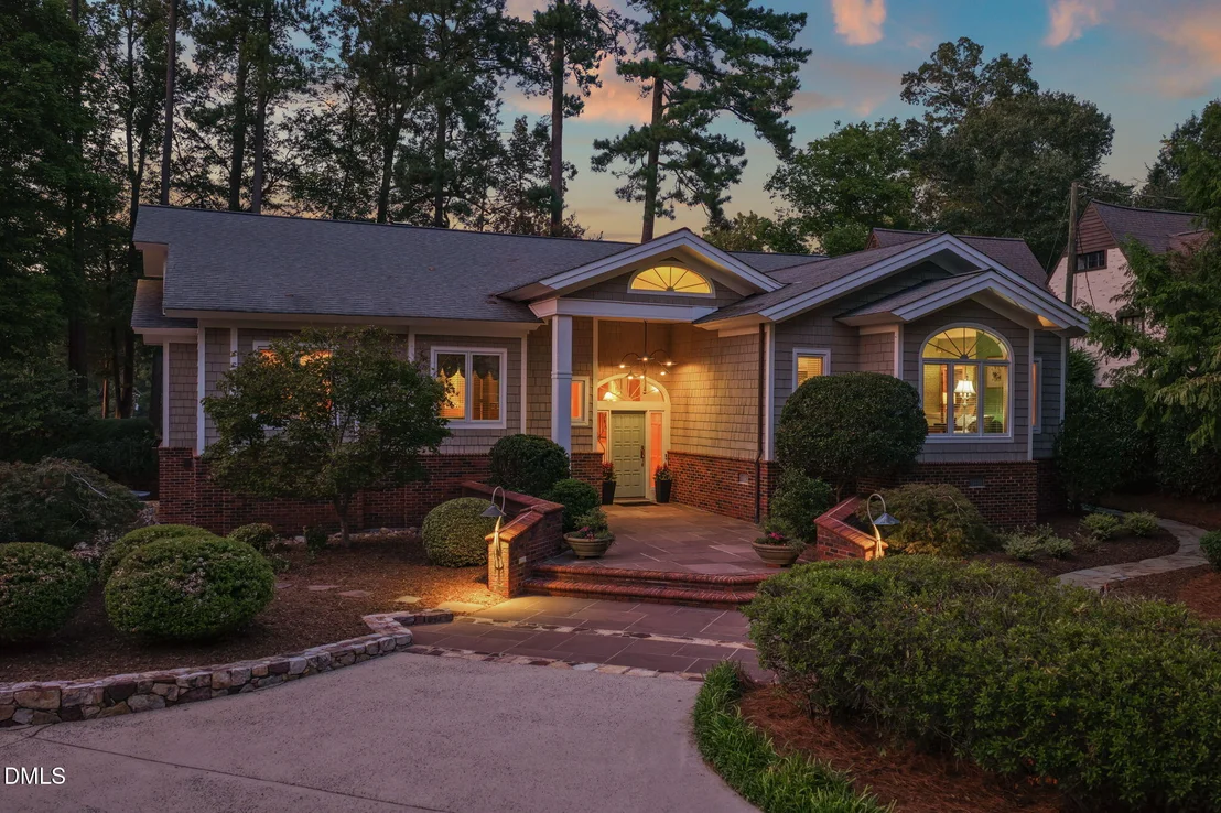 Photo of 2806 Chelsea Circle