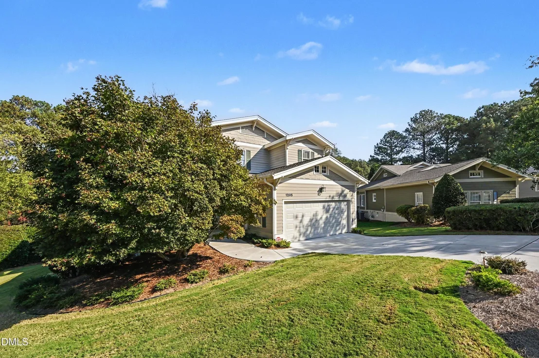 Photo of 1205 Groves Field Lane