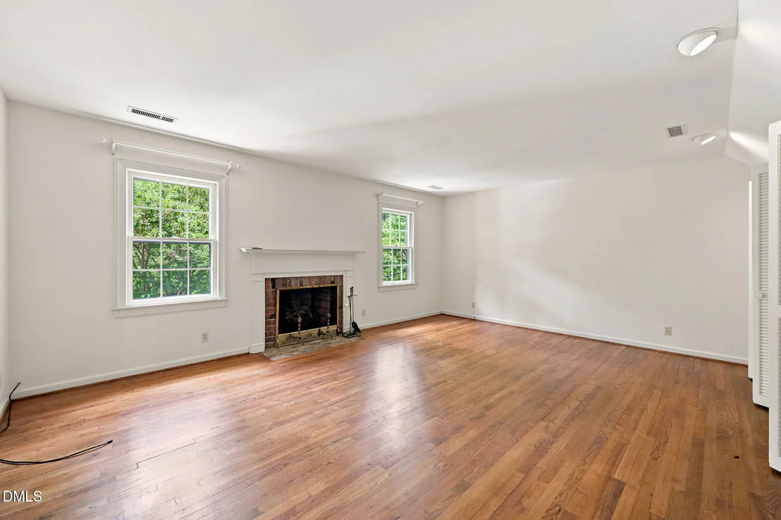 Photo of 3724 Hope Valley Road