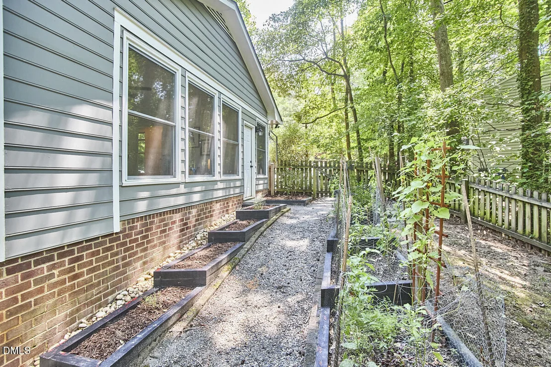 Photo of 41 Burgess Lane