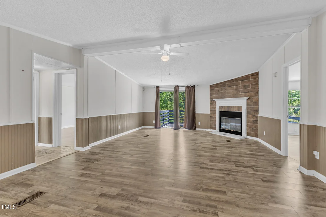Photo of Unit E at 64 Doughty Lane