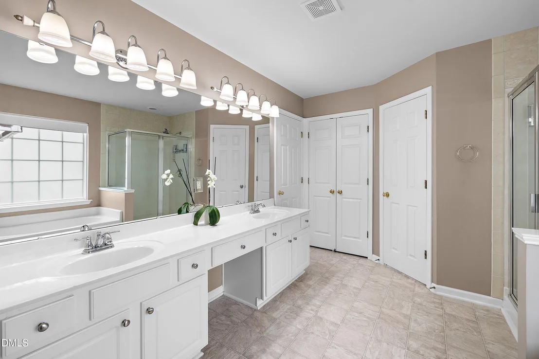 Photo of 7400 Silver View Lane