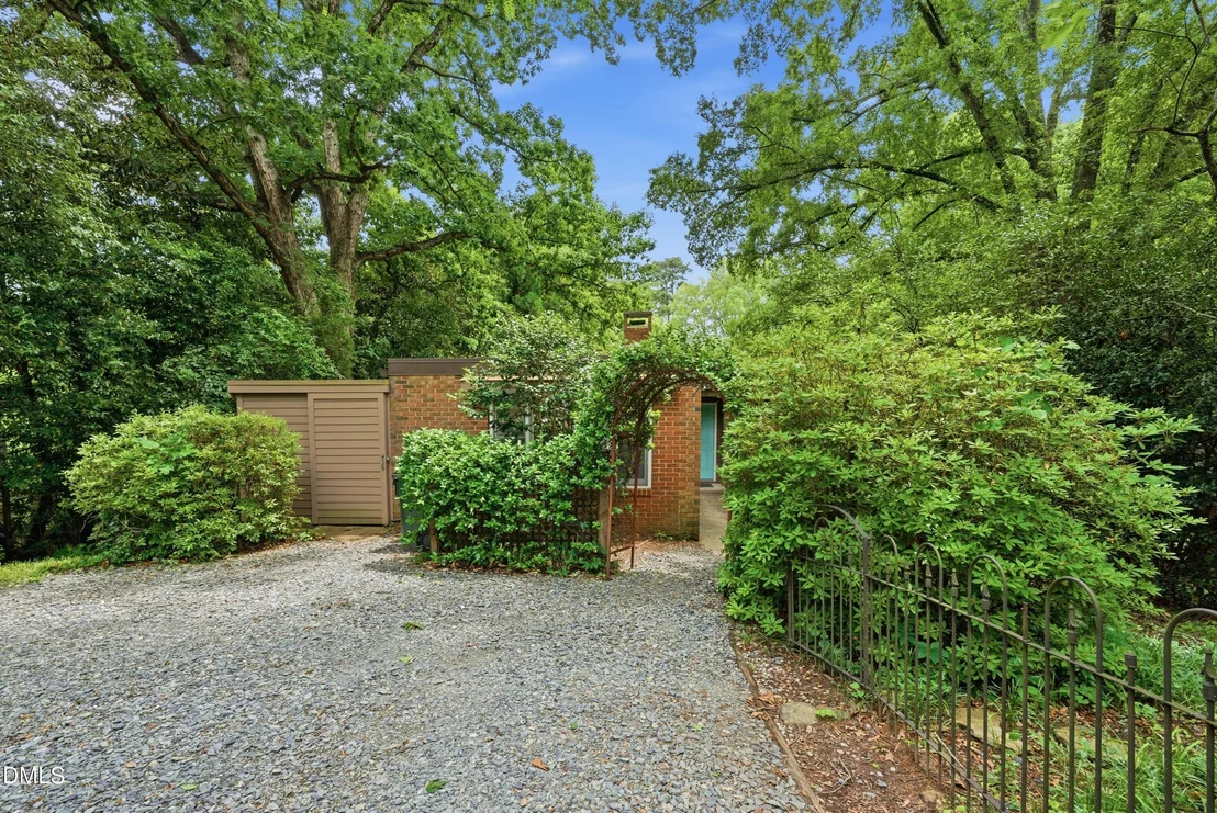 Photo of 16 Davie Circle