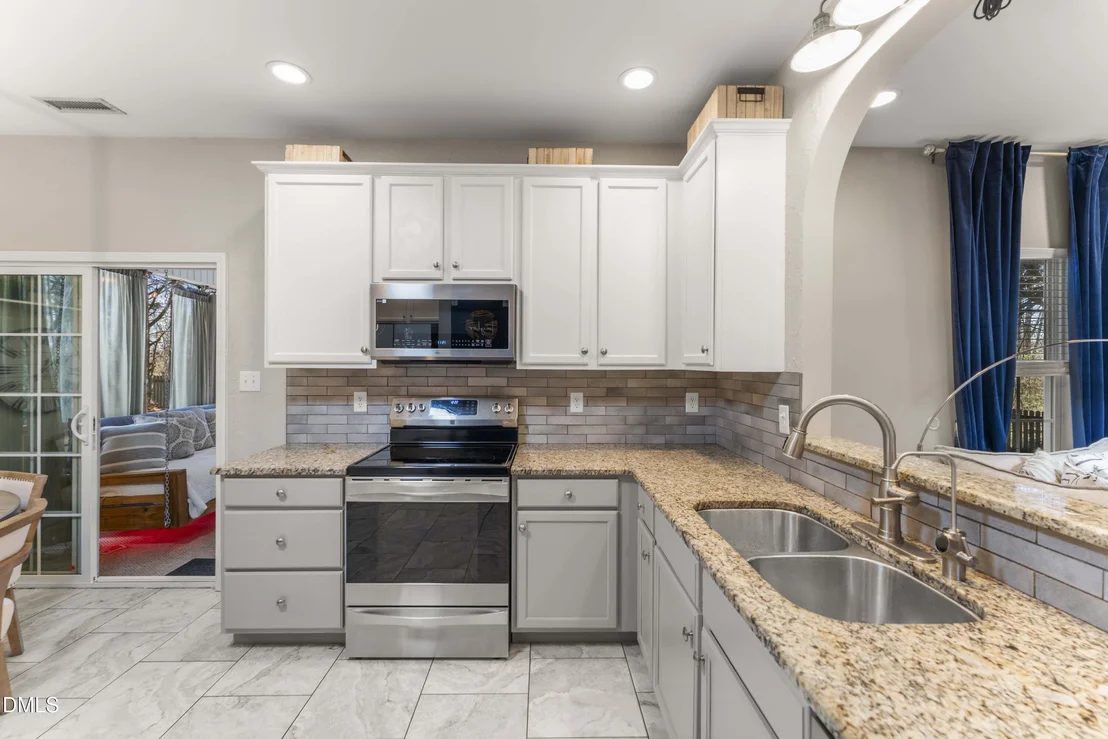 Photo of 3045 Buttonwood Lane