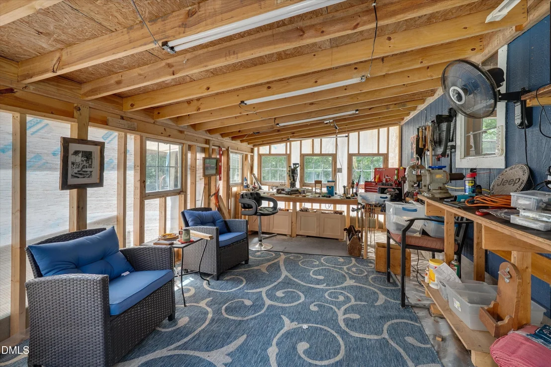 Photo of 4945 Thomas Road