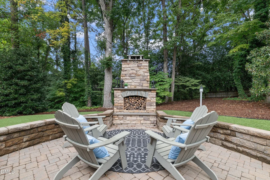 Photo of 304 Versailles Drive