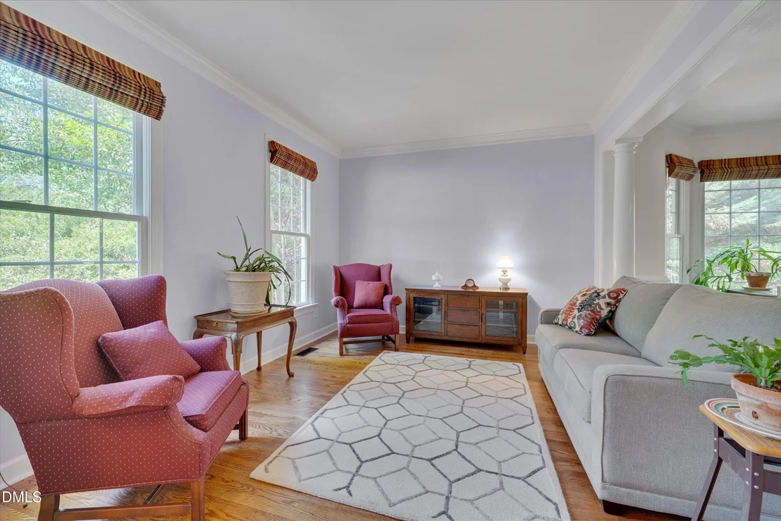 Photo of 504 Manor Rdg Drive