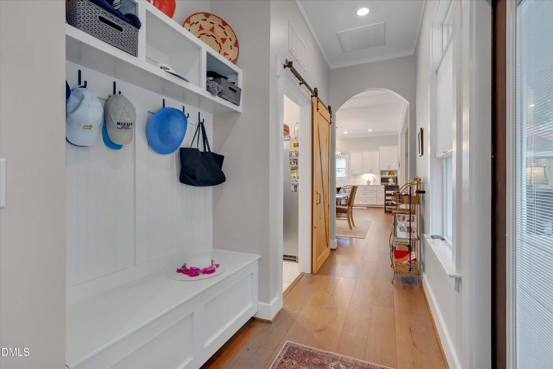 Photo of 4945 Thomas Road