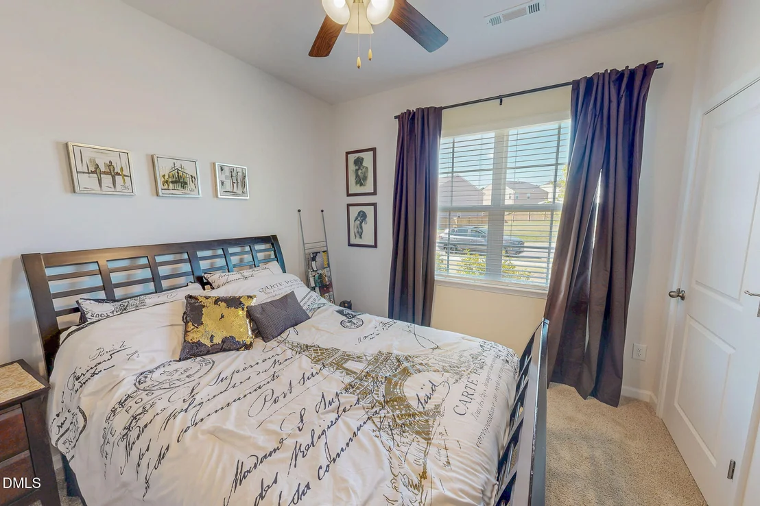 Photo of 1017 Broadlands Way
