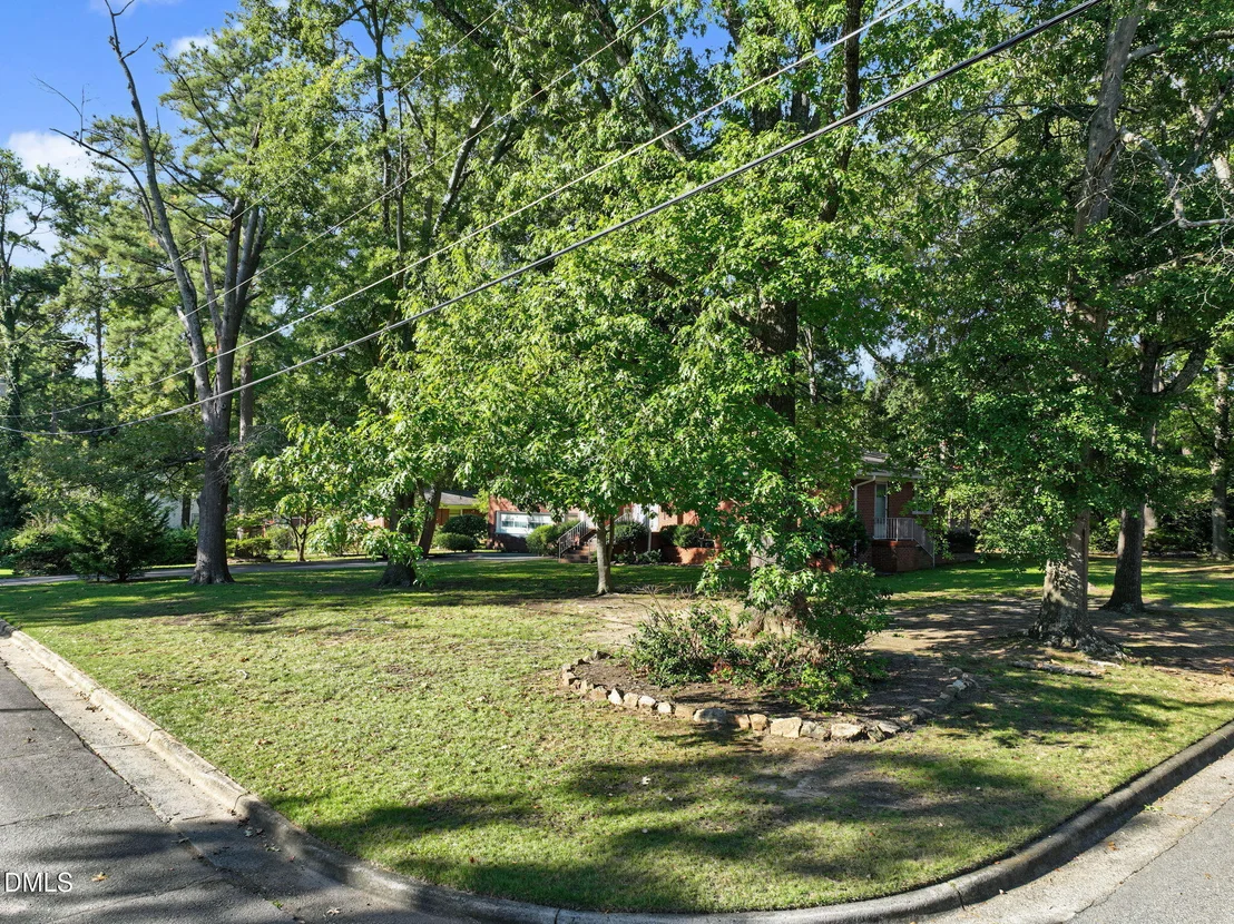 Photo of 300 Sherrybrook Drive