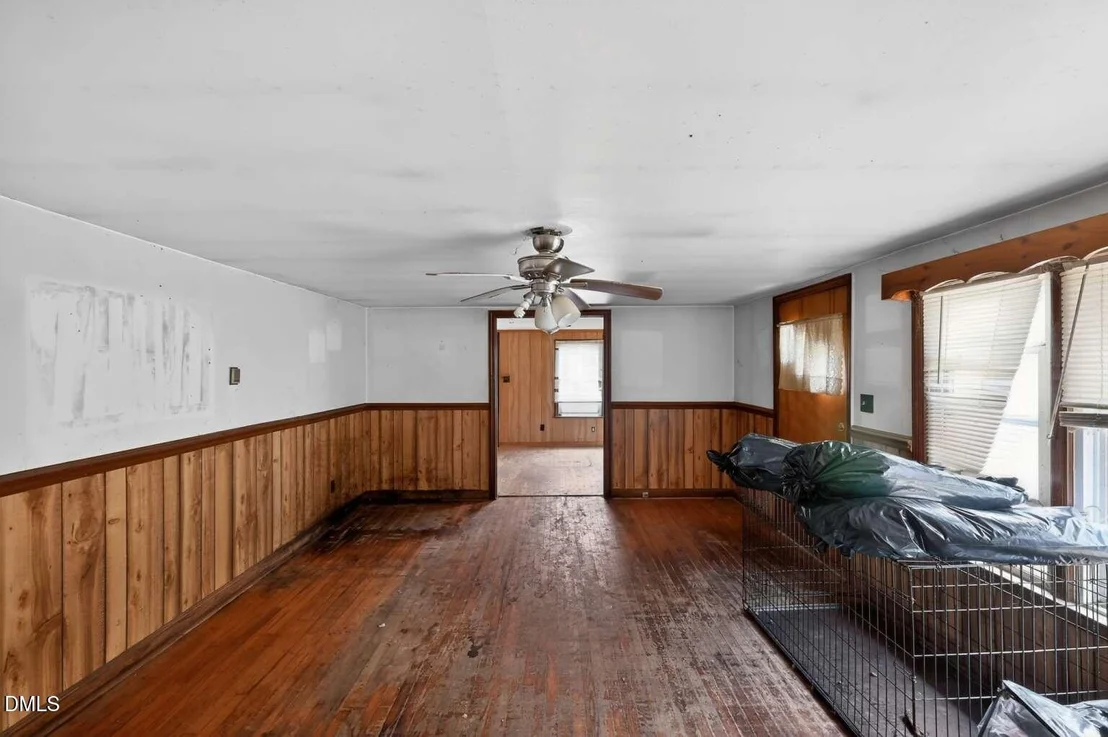 Photo of 13004 Powell Road
