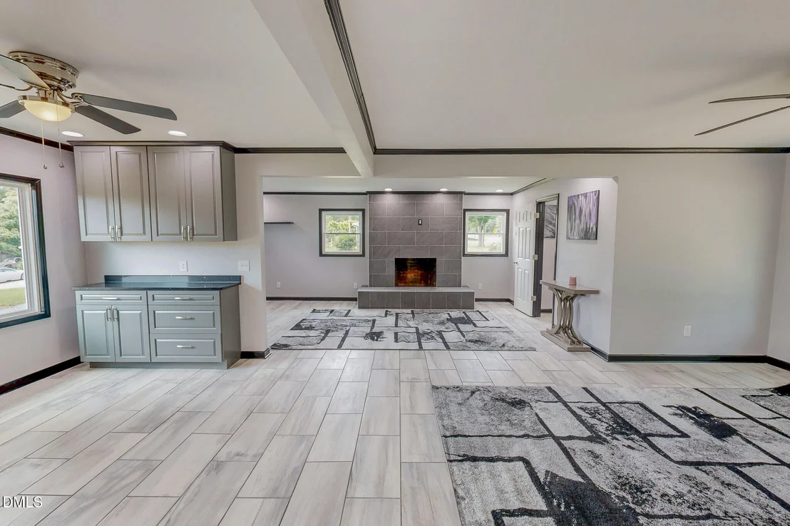 Photo of 1200 Ridge Road