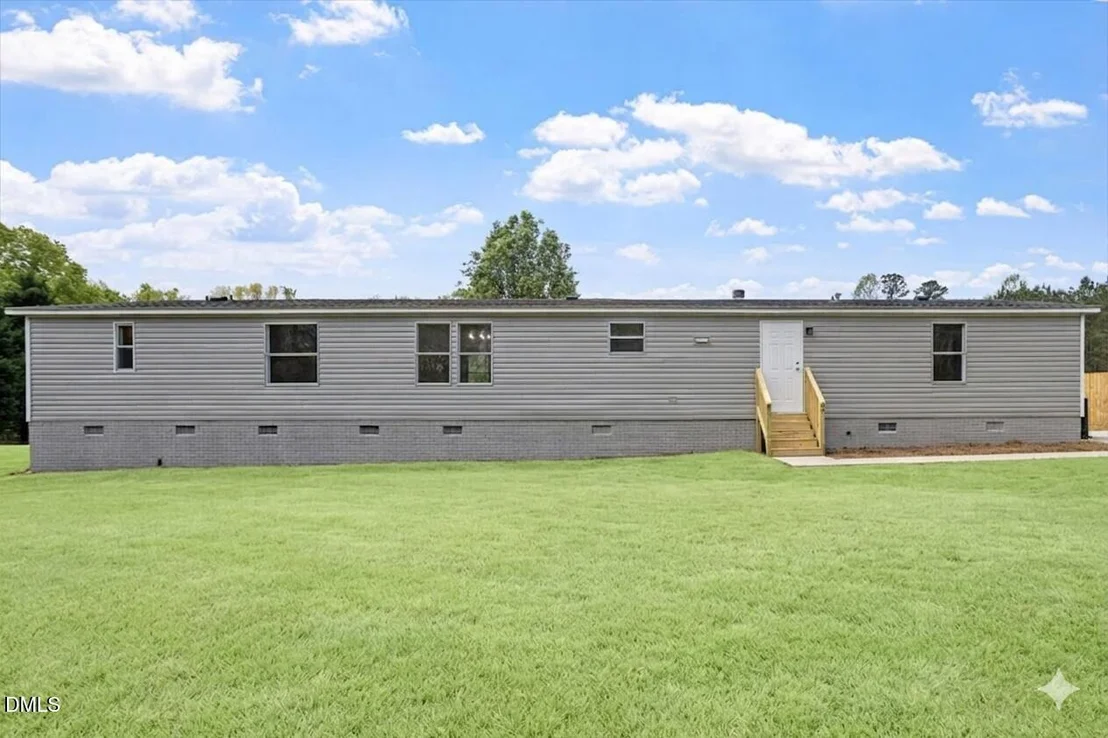 Photo of 493 Williams Road