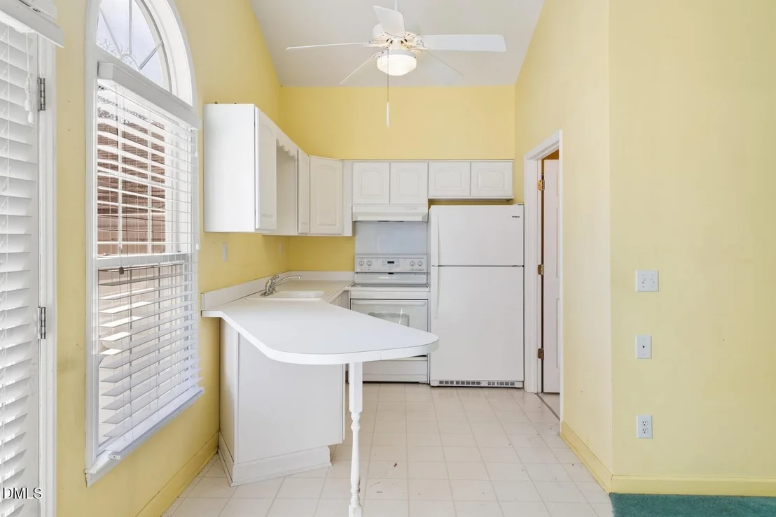 Photo of 1146 Rogers Road