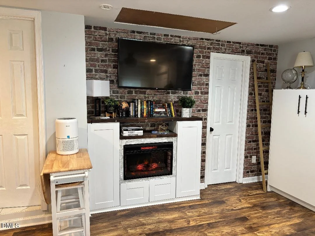 Photo of 1204 Belhaven Road