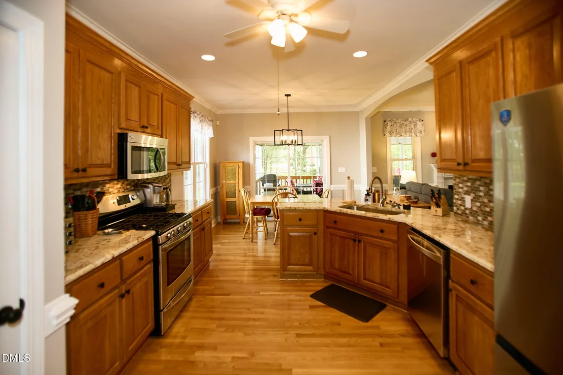 Photo of 4530 Dewfield Drive N
