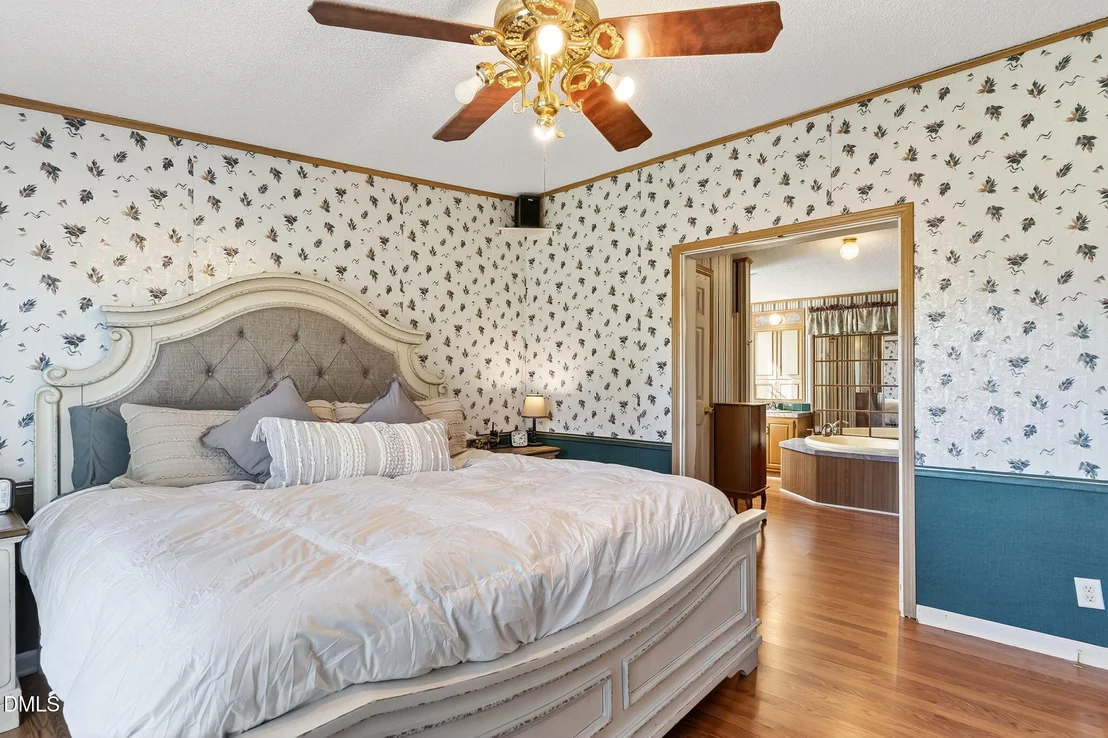 Photo of 1190 Sanders Road