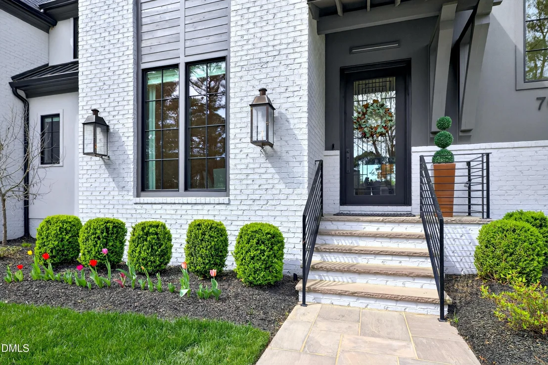 Photo of 7017 Rainwater Road