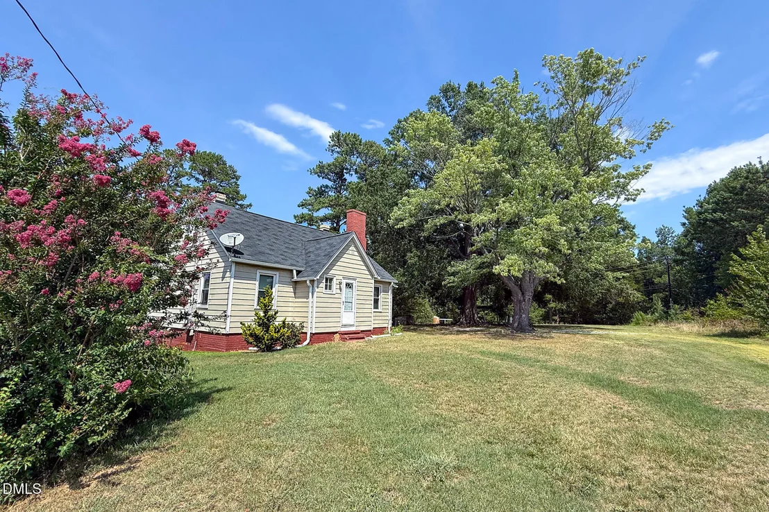 Photo of 151 Wrenon Avenue