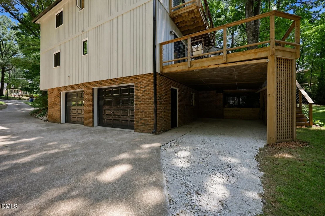 Photo of 6101 Dresden Lane