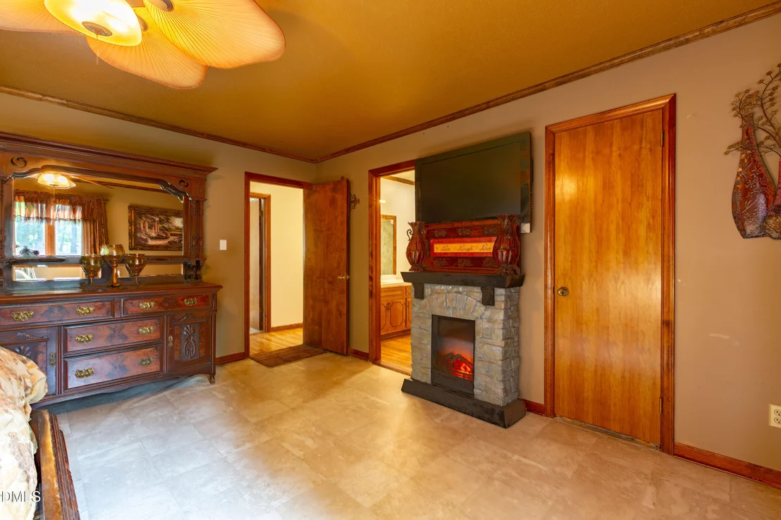 Photo of 2301 Quail Drive