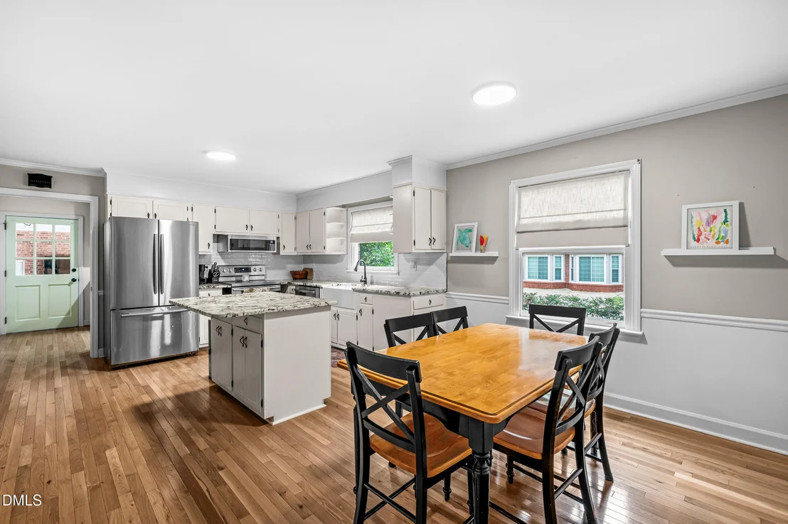 Photo of 1110 Chestnut Drive